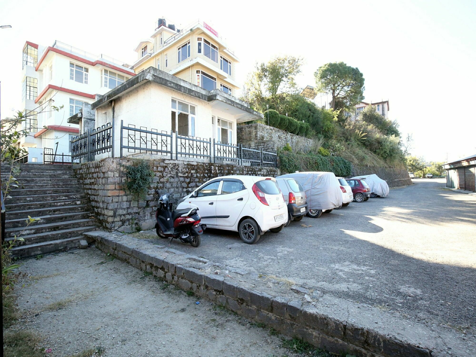 Elegant 3Bhk Abode In Shoghi, Shimla公寓 外观 照片